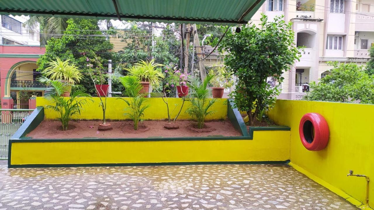 Kushi Homestay Guest House Visakhapatnam Exteriör bild