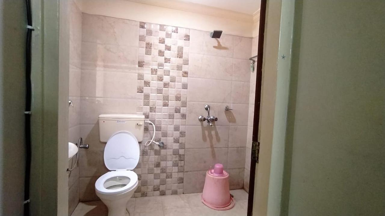 Kushi Homestay Guest House Visakhapatnam Exteriör bild